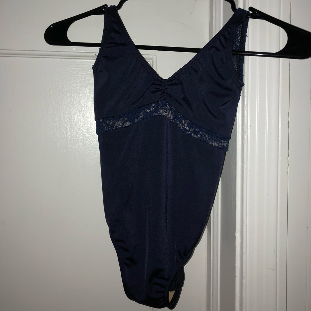Navy blue Class in leotard in style 891